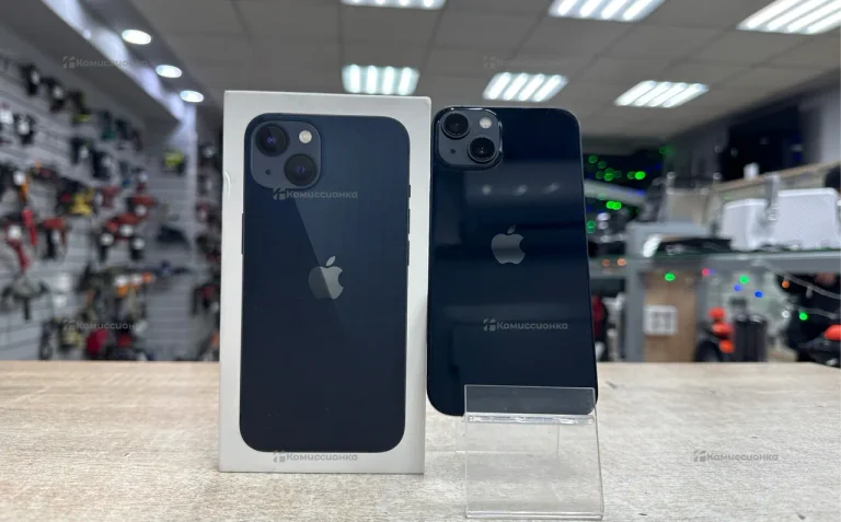 Apple iPhone 13 4/128 ГБ