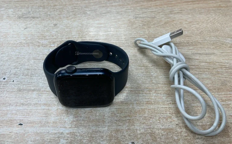 Apple Watch 7 44mm