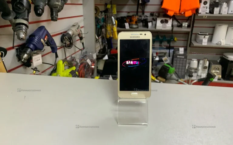 Samsung Galaxy A3 (2016) 1.5/16 ГБ