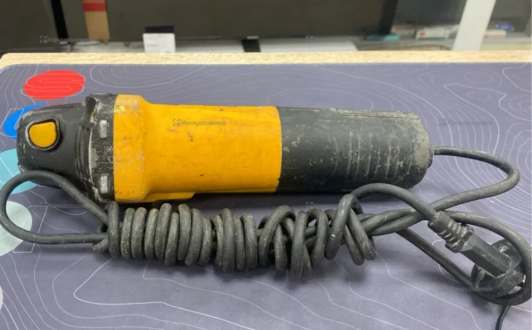 УШМ Skytools с регулировкой