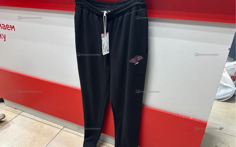 Спортивные штаны
