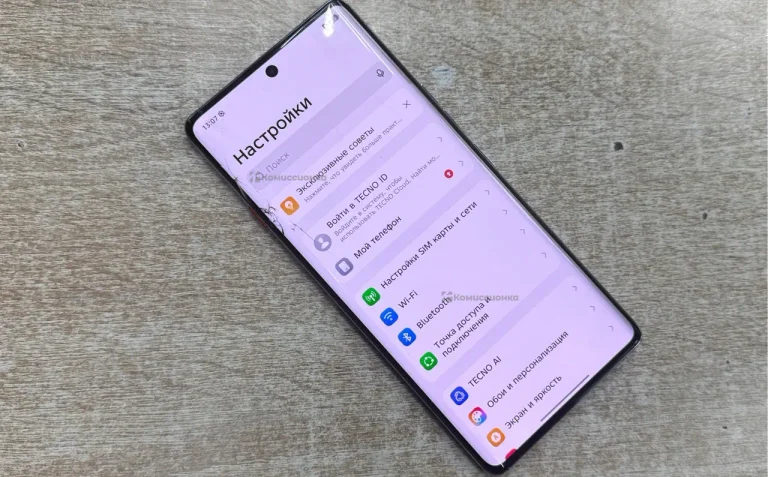 Tecno Camon 40 Pro 12/256 ГБ