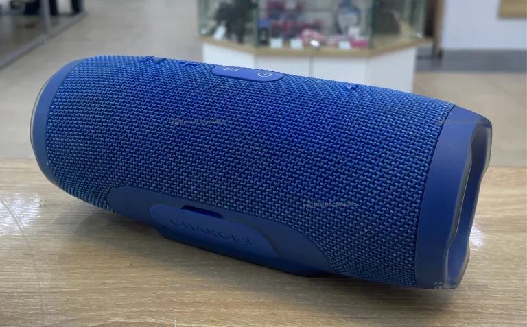 Колонка  JBL CHARGE 3
