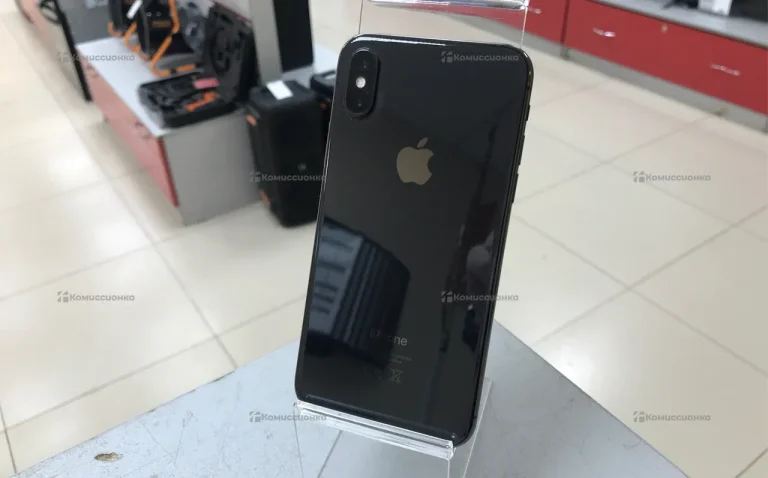 Apple iPhone X 3/64 ГБ