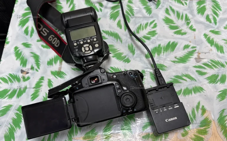 Фотоаппарат Canon // 60D