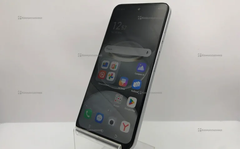 Tecno Spark 30C 6/128 ГБ