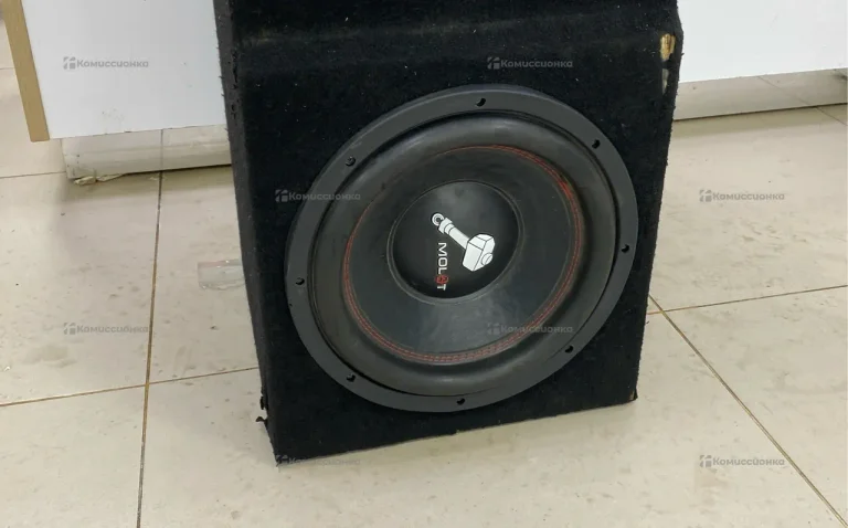 Сабвуфер Molot