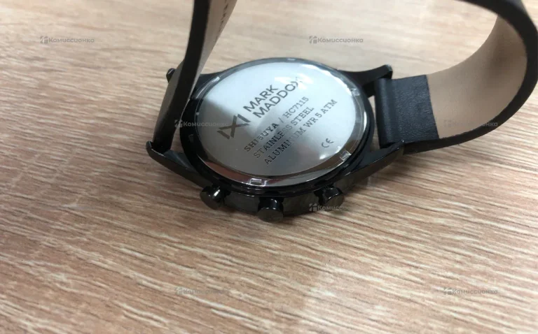 Часы  mark madox hc7115