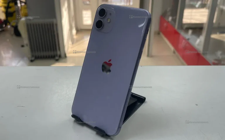 Apple iPhone 11 4/128 ГБ