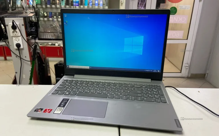 Ноутбук Lenovo Ryzen 5 3500U