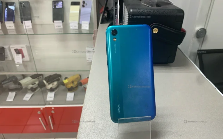 Honor Honor 8S.
