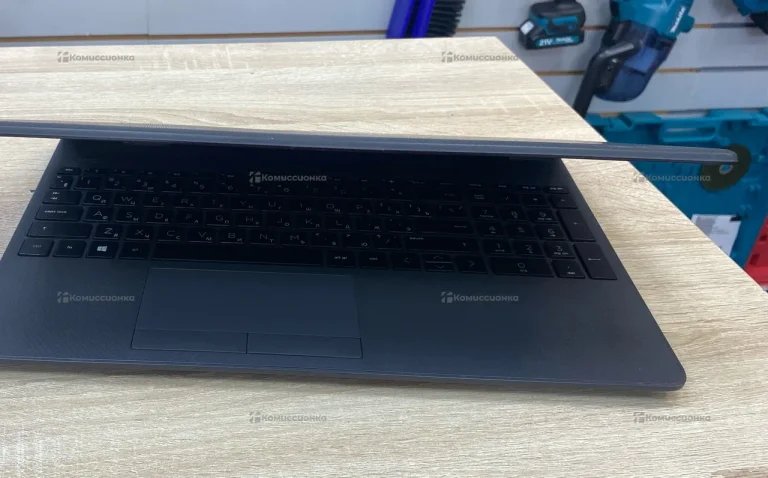 Ноутбук HP 15-dw1036ur