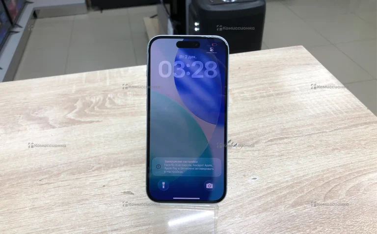 Apple iPhone 15 6/128 ГБ
