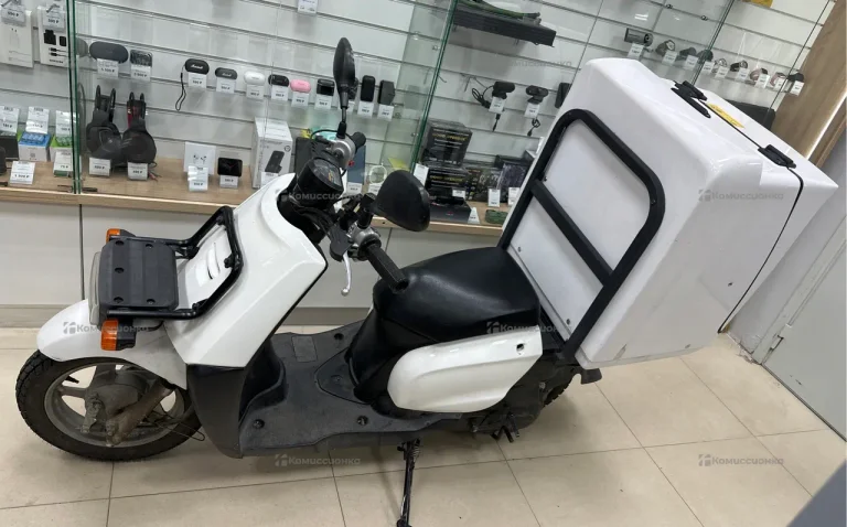Скутер Yamaha Gear 4T