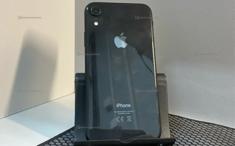 Apple iPhone XR 64ГБ