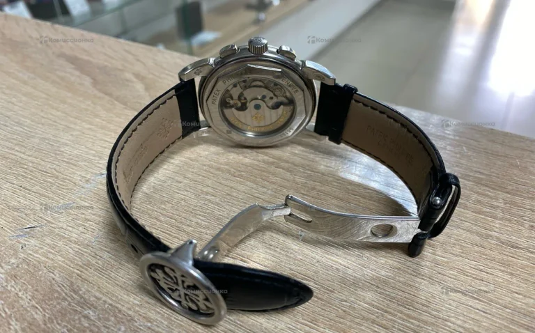 Часы  Patek Philipe