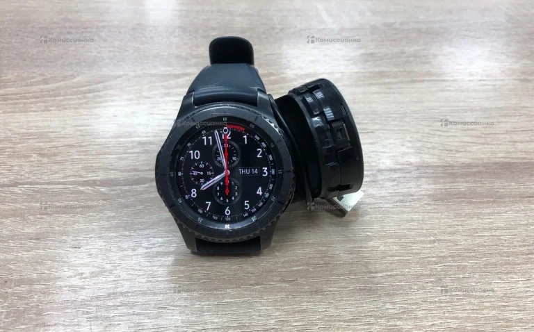 Часы  Samsung gear 3 frontera