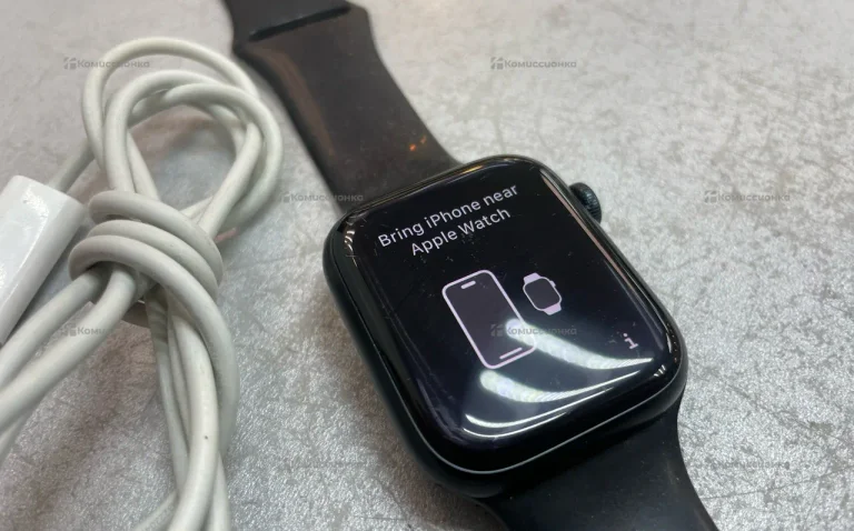 Часы  Apple Watch 8 45mm