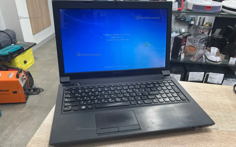 Ноутбук  Lenovo
