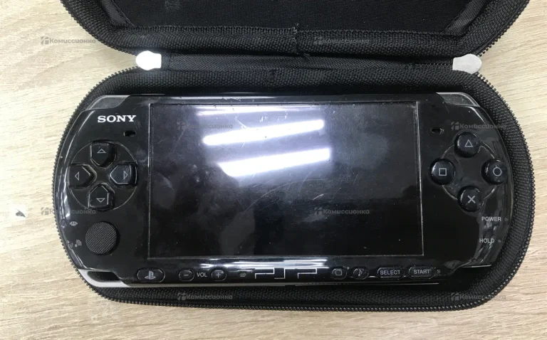 Приставка PlayStation Portable 1008