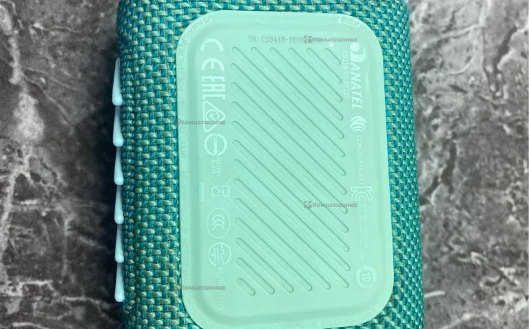 Колонка  JBL GO3