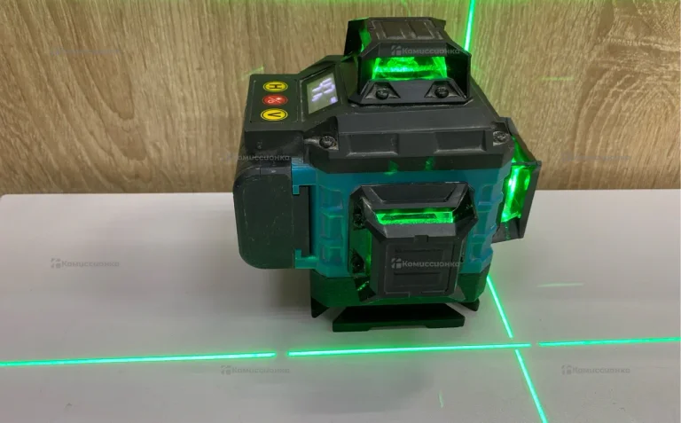 Лазерный уровень Makita реплика