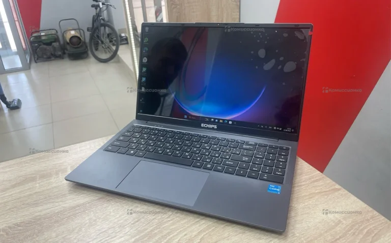 Ноутбук  Echips XPS15U57-1