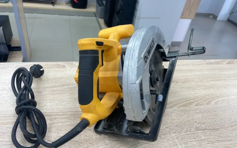 Дисковая пила dewalt DWE575K