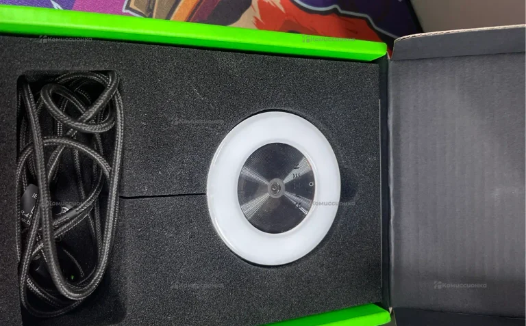 Веб-камера Razer KIYO