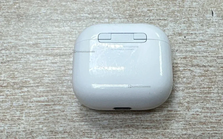 Наушники Apple AirPods 4