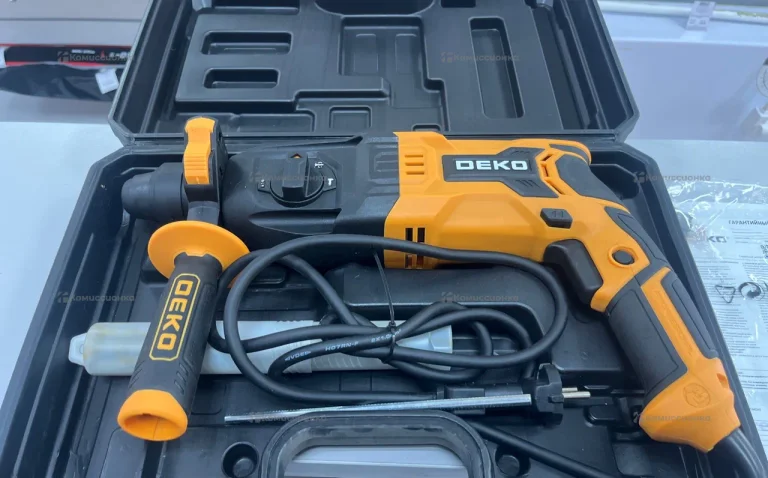 Перфоратор сетевой DEKO DKH950W