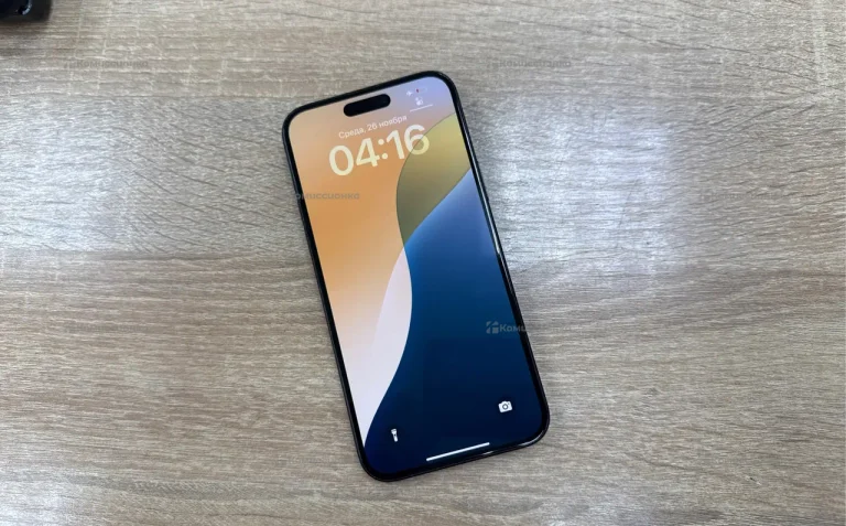 Apple iPhone 15 6/128 ГБ