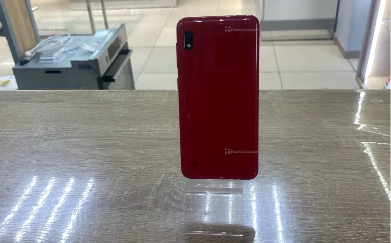 Samsung Galaxy A10 4/32 ГБ