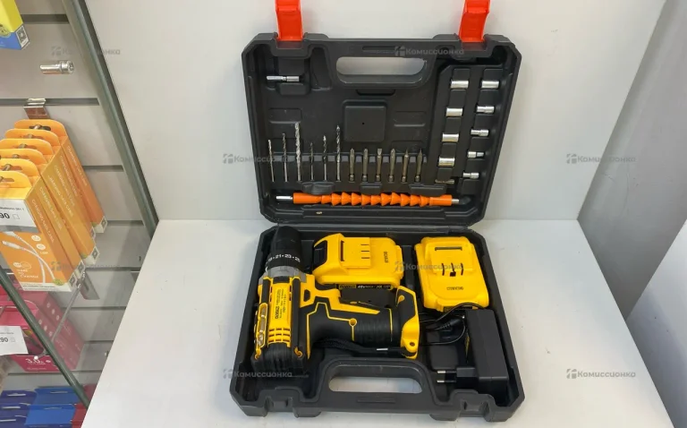 дрель шуруповерт Dewalt (реплика)