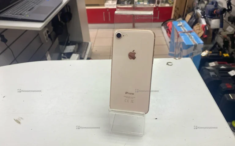 Apple Iphone 8 64 ГБ