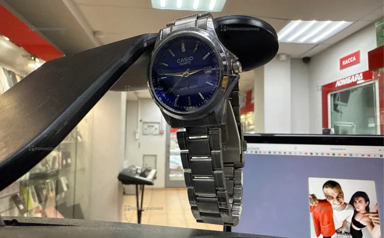 Часы  Casio