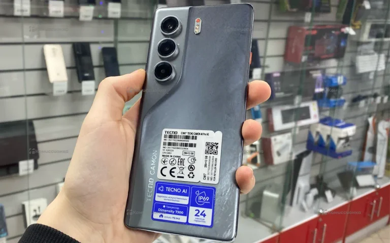 Tecno Camon 40 Pro 12/256 ГБ