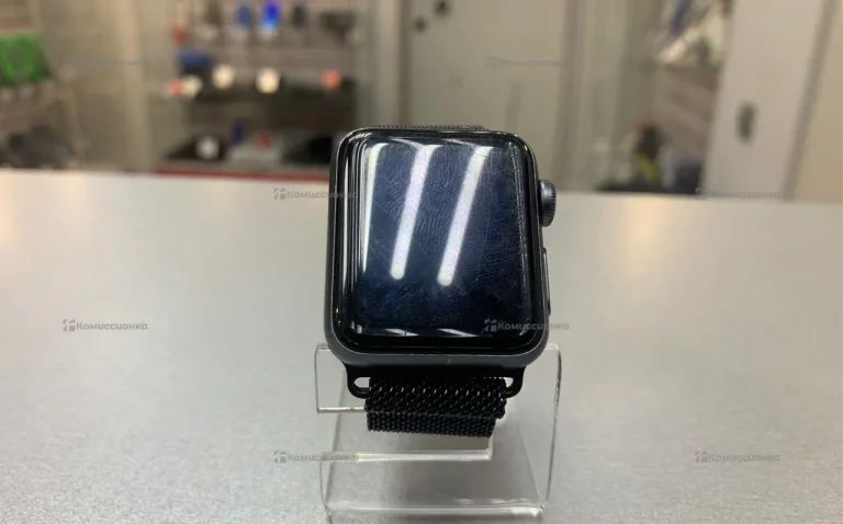 Часы  Apple Watch 3 38mm