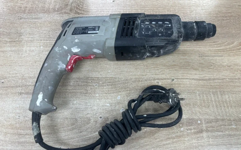 перфоратор зубр 650