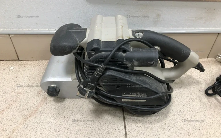 Ленточная шлифмашина Интерскол ЛШМ-100/1200Э