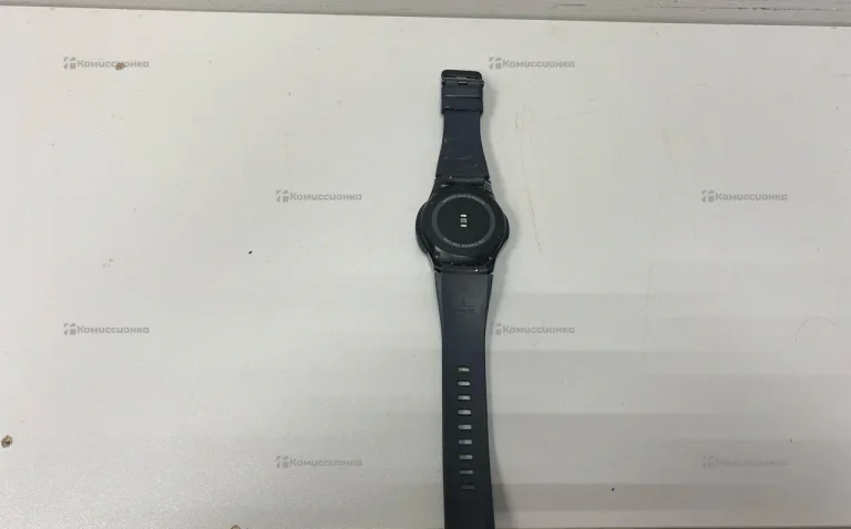 Часы  Samsung gear s3