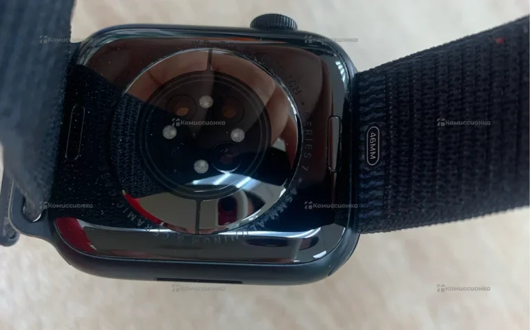 Часы Apple Watch Series 7 45mm
