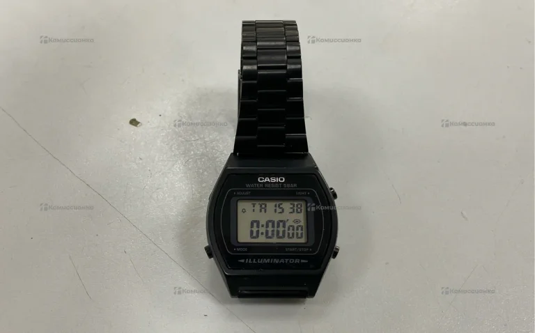 Часы  CASIO B640W