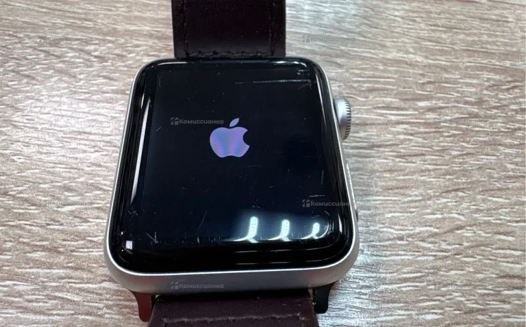 Часы Apple Watch 3 42mm