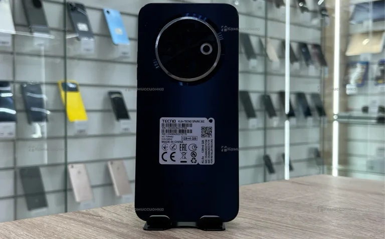 Tecno Spark 30C 4/128 ГБ