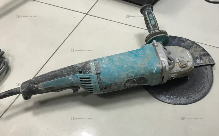 УШМ Oasis AG-230/230