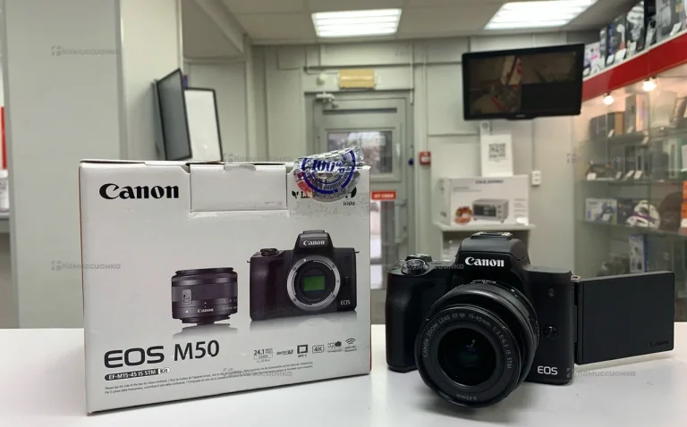 Фотоаппарат  Canon EOS M50