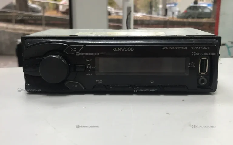 Автомагнитола  Kenwood kmm-120y