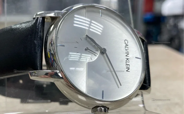 Часы  CALVIN KLEIN K9H 2X1