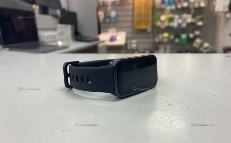 Часы  Huawei band 10